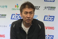 개막 8연승 직후 물벼락 맞은 상식매직! "감독님 향한 우리의 보답" 칸터도 웃었다