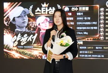 '스타상' 골프 미래 양윤서 "LPGA·KLPGA·올림픽까지 도전하고파... 장수 골퍼 될 것" [2026 퓨처스 스타대상]