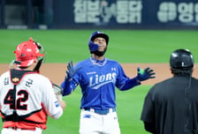 [포토] '무시무시하지?' 선제 투런홈런 디아즈