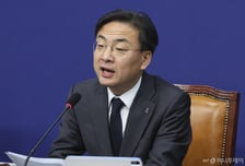 신장식, 범여권 합당론에 "구명정·구명함 될 충분한 용의 있다"