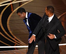 [더영상] 윌 스미스 '따귀 사건'...누리꾼 공분한 '1호선 패륜아'