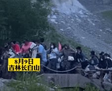 [더영상]백두산 산사태 '와르르'…바이든, 방금 악수했는데 또 악수?