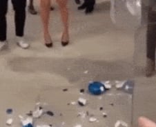 [더영상] 5500만원 풍선개, 관객 실수로 '박살'…딸 덕분에 살아난 튀르키예父