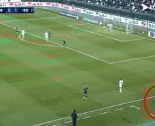 [더영상] '국대' 축구선수, 볼보이에 강슛?…"오타니 아내" 지목된 이 여성