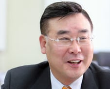 자산운용업계만 32년..투신의 산증인