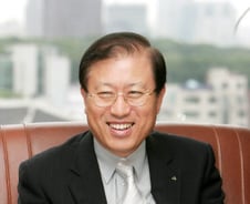 "글로벌 건설명가 재건 나선다"