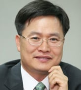 [광화문]승자의 저주…얻으려면 버려라