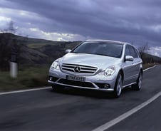 [시승기]패밀리카 날게 한 창조적 파괴