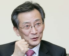 "정도경영으로 이룩한 30년 연속 흑자"