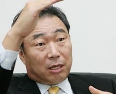 "경제의 허리, 중견기업을 키워야"