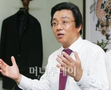 "농민에 혜택주는 농협, 보험회사로 인정을"