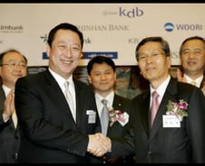 박용만 부회장 "밥캣 잘 샀다, 가치 더 높아져"