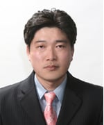 [기자수첩]분양가상한제의 엇갈린 대응