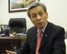 "이명박회장 당선자 호칭 어색해요"