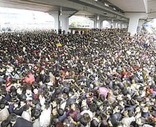 [르포]중국 폭설로 '고향길' 막혔다