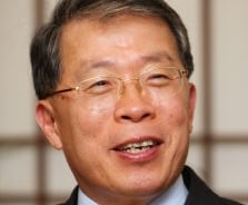 윤용로 기업은행장 "개인고객 유치 전사적 노력"