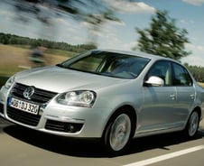 [시승기]수수한 얼굴 뒤 강력한 힘 '제타 DTI'