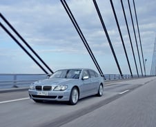 [시승기]미리본 미래차..BMW '하이드로젠7'