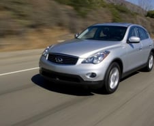 [시승기]섹시한 SUV의 유혹, 인피니티 'EX35'