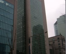 33세 청년, 880억 미래에셋타워 샀다