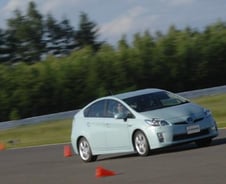 [시승기]토요타의 승부수 '프리우스'