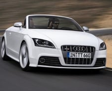 [시승기]아우디 'TTS', 240km로 코너 돌아도?