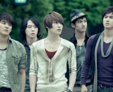 법원 "SM, 동방신기 연예활동 인정하라"