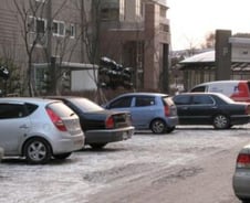 [르포]세종시 인근, 눈에 띄는 고급승용차