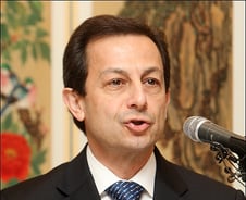 대우자판 '하한가'…결별 GM대우 "시보레 도입"