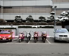 전기차로 개조? 인프라도 없는데…