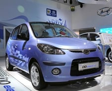 전기차 성능 도대체 어디까지 왔나?