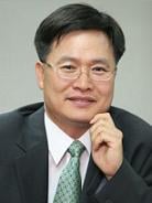 메가 뱅크론 vs 금융전문가 10만명 양성론