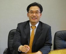 "투자은행 규제만 하면 걸음마 못뗄것" 