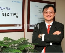 "가진 돈, 주식펀드에 올인…따라 하진 마세요"