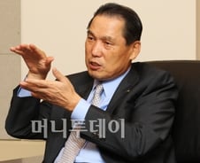 "우리證 26개 부문서 1위...꿈 키우는 회사 만들것"