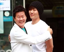 태진아 "최희진이 1억요구, 공갈협박 고소할것"(인터뷰)