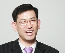 동원F&B, "PBR 1배 안돼… 주가 7~8만원 돼야"