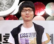 신정환 10년걸친 '도박인생'.."아파트3채 날려"