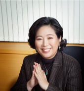 [현장+]현정은 회장의 '뚝심경영'…그 끝은?