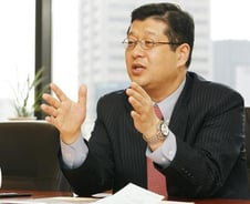 "녹색M&A 나서야 에너지 영토 확장"