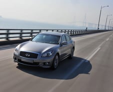 [시승기]인피니티 M56 '쉿~', 조용한 질주