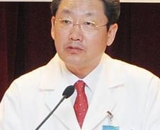 "빅4병원 절반가격에 암 치료하는 공공병원"