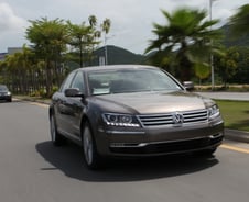 [시승기]신형 페이톤, 고급 독일차의 '전형'