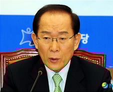 昌 "한미 FTA 재협상, 주기만 하고 얻은 것 전혀 없어"