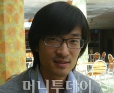 "한국기업 다닌다면 출세했다고 하죠"