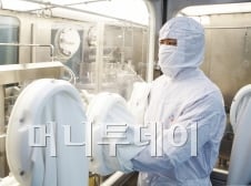최첨단 의약품공장 세운 CJ, 美시장 정조준