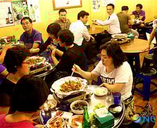 구제역에 소비심리까지 '꽁꽁'...요식업계 발 '동동'