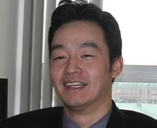 "삼성, 애플 잡으려면 '사시미'대신 '패거리'를"