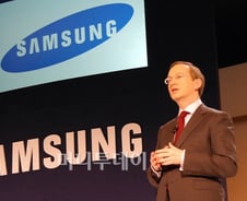 [CES 2011]삼성-LG, CES 스마트 마케팅 '포문'