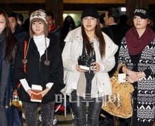 카라 "5명이 열심히 가겠다" 공식 입장 표명